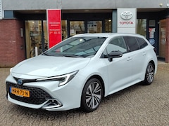 Toyota Corolla Touring Sports - Hybrid 140 DYNAMIC STOELVERW 17'' LM-VELGEN PARK-SENSOREN PRIVACY GLASS KEYLESS CLIMA CAME
