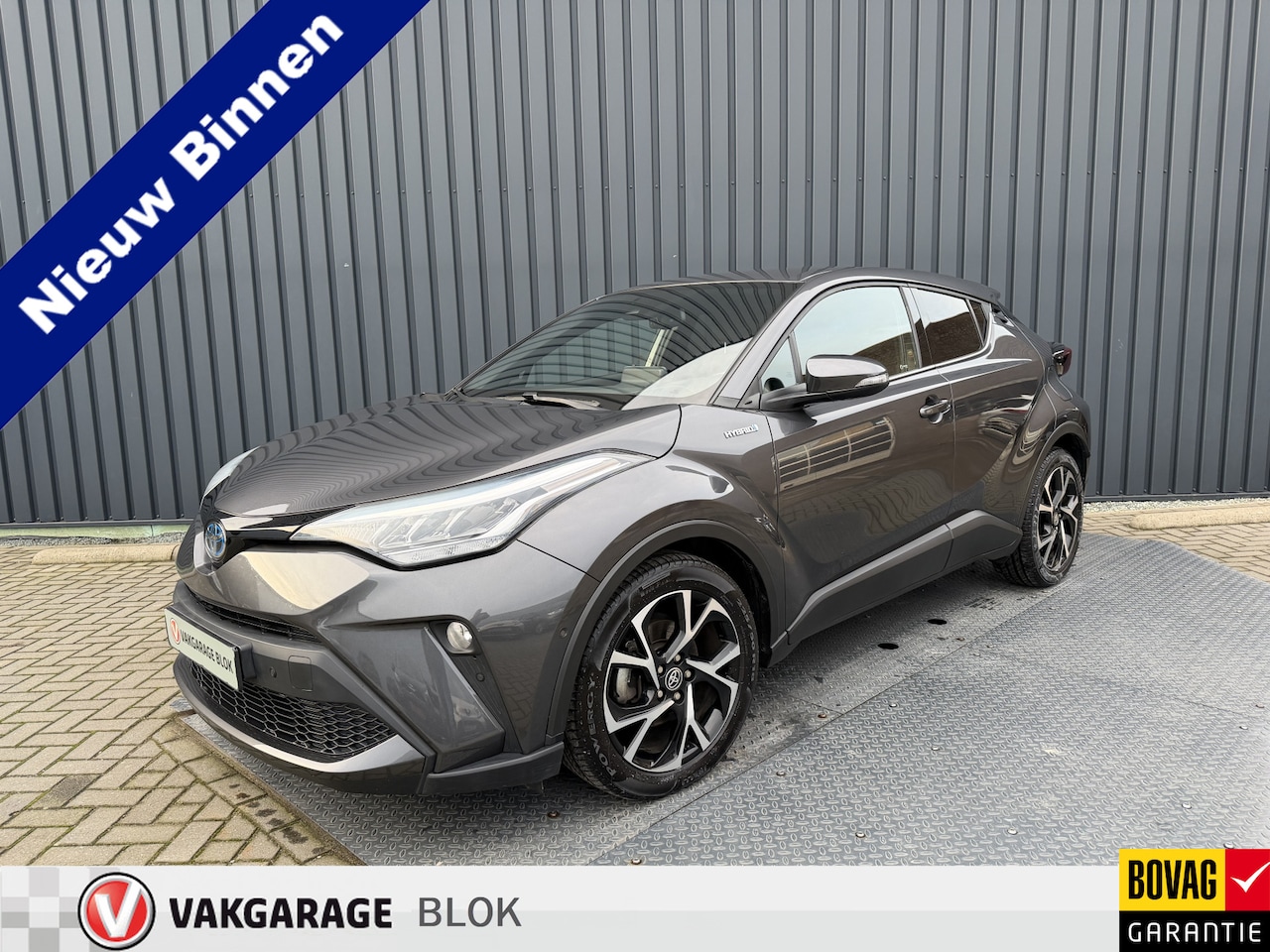 Toyota C-HR - 2.0 Hybrid Dynamic | BSM | PDC V+A | Rijklaar!! - AutoWereld.nl