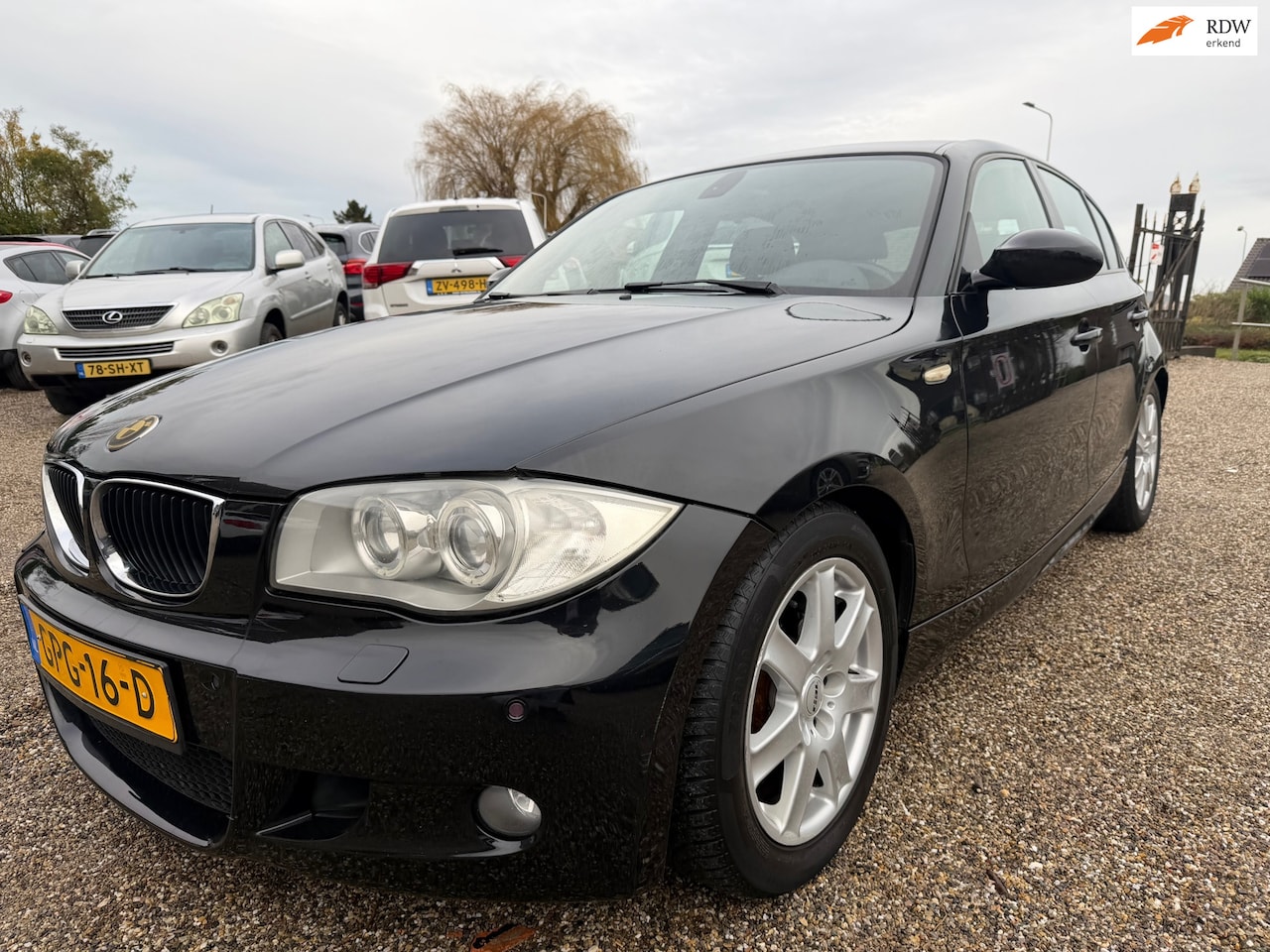 BMW 1-serie - 120i Anniversary AUTOMAAT 150PK Leer Clima PDC LMV Nette Auto - AutoWereld.nl