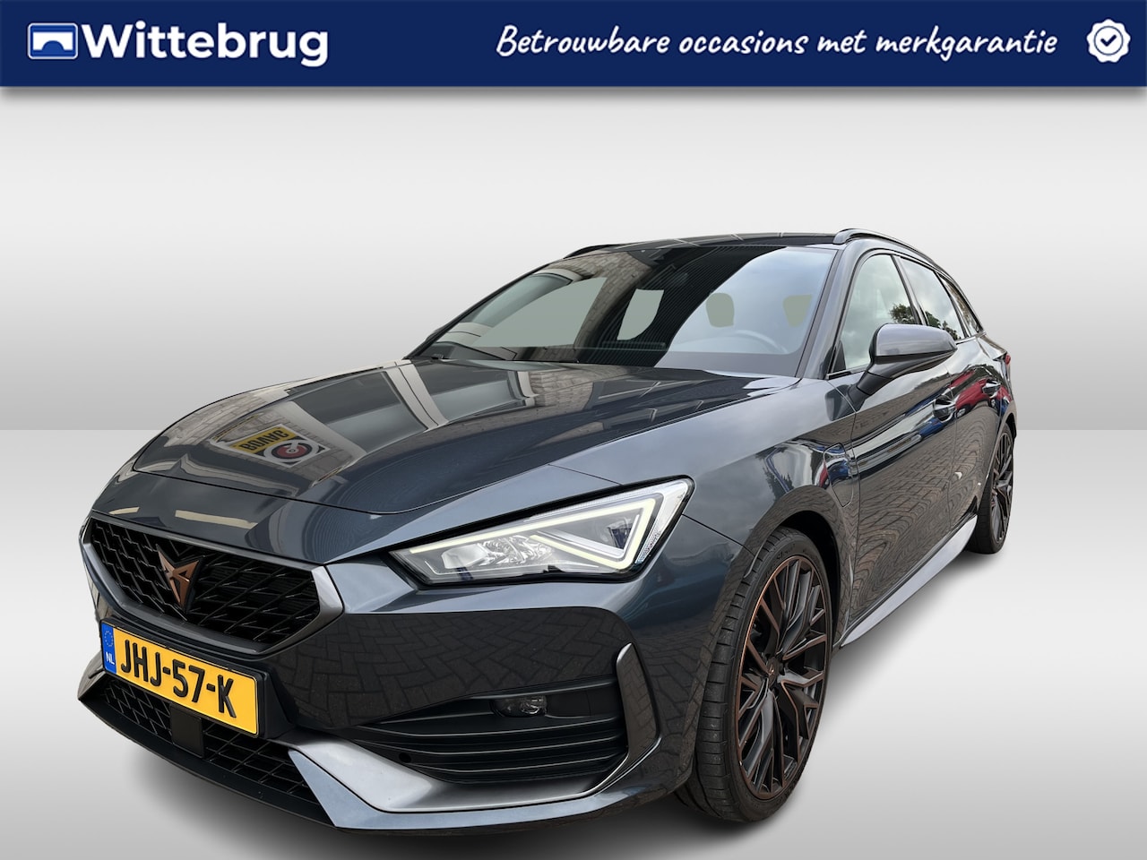 CUPRA Leon Sportstourer - 1.4 e-Hybrid VZ Performance / AUTOMAAT/ 245 PK/ PARK. SENSOREN/ LED/ KEYLESS/ CRUISE/ FULL - AutoWereld.nl