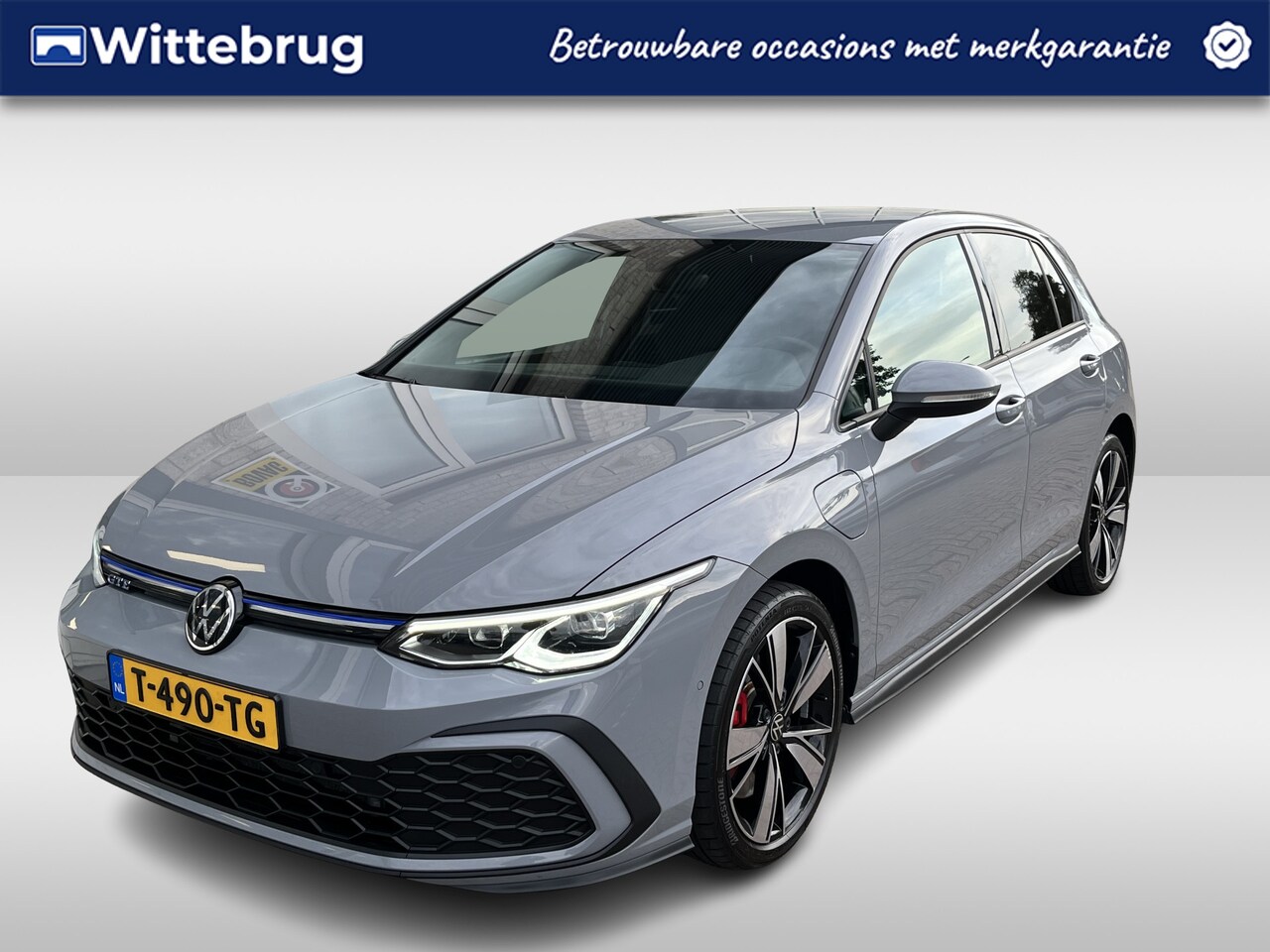 Volkswagen Golf - 1.4 eHybrid GTE / AUTOMAAT/ 245PK/ CAMERA/ PARK. SENSOREN/ PARK. ASSIST/ TRAVEL ASSIST/ IQ - AutoWereld.nl