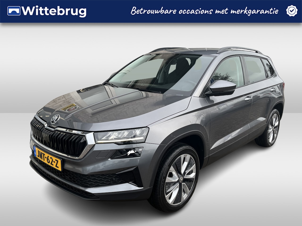 Skoda Karoq - 1.5 TSI ACT Style / AUTOMAAT/ LED/ STUUR-STOEL VERWARM./ APP-CONNECT/ PARK. SENSOREN + CAM - AutoWereld.nl