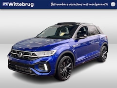 Volkswagen T-Roc - 1.5 TSI 150pk DSG R-Line / Black Style / Zwart Dak / Panoramadak / Digital Cockpit Pro / E
