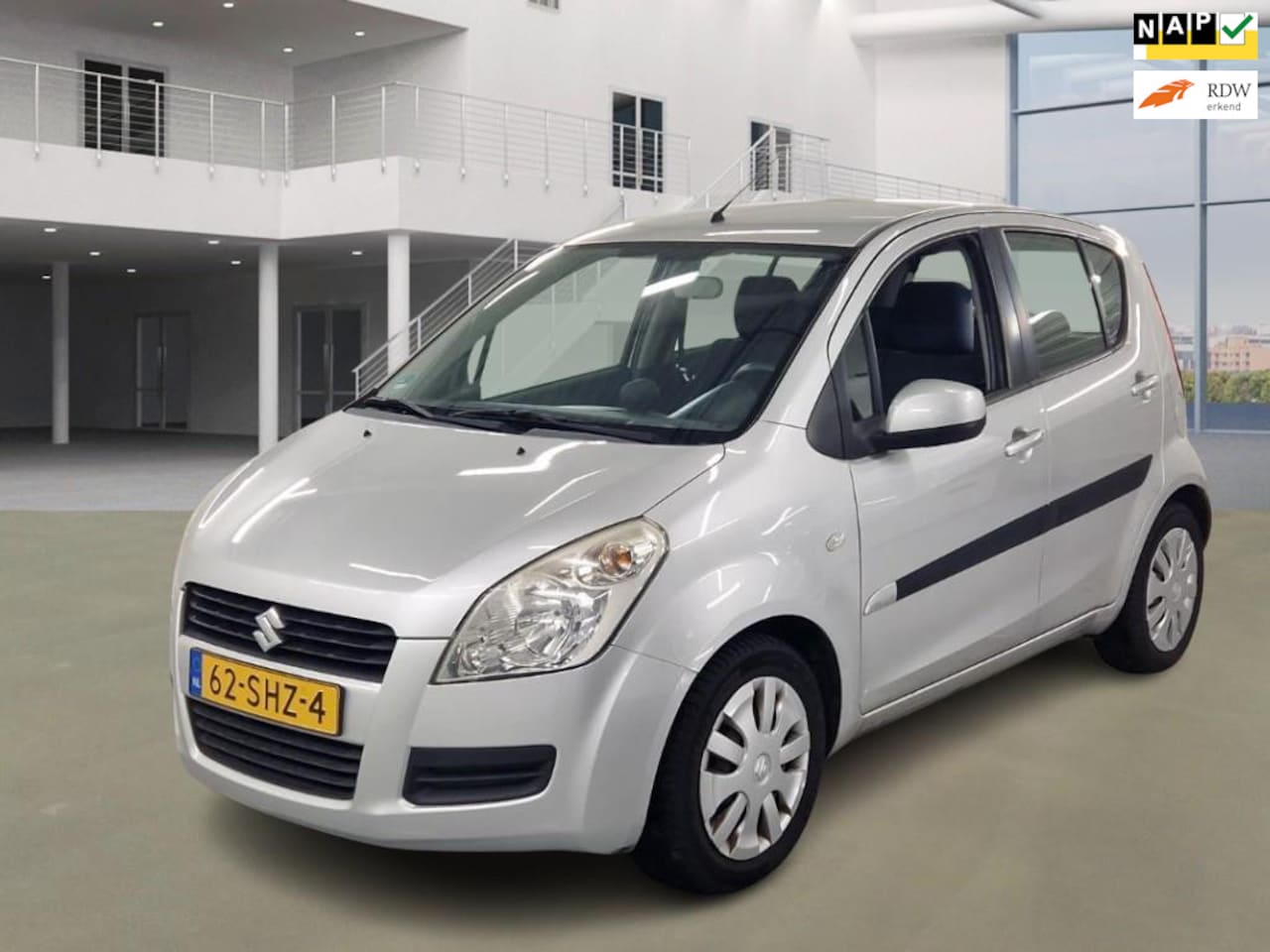 Suzuki Splash - 1.0 VVT Comfort 1.0 VVT Comfort - AutoWereld.nl