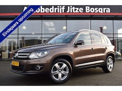 Volkswagen Tiguan - 1.4 TSi Sport&Style Panoramadak | Alcantara | ECC | Xenon | Standkachel | Volledig Onderho