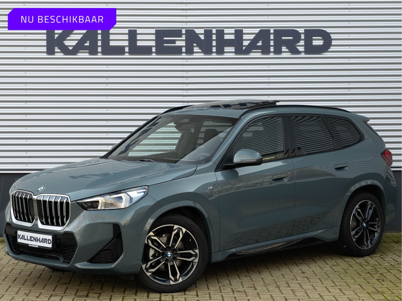 BMW X1 - sDrive18i M-Sport - Pano - Trekhaak - ACC - Memoryzetel - Harman Kardon - AutoWereld.nl