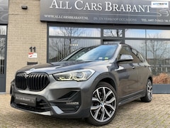 BMW X1 - XDrive25e High Executive / M pakket /head up / led/ leder