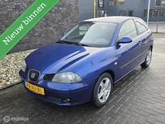 SEAT Ibiza - 1.4-16V Sport - Airco - Trekhaak - Nw apk