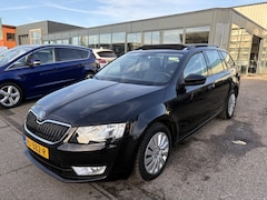 Skoda Octavia Combi - 1.2 TSI Grt Ambition