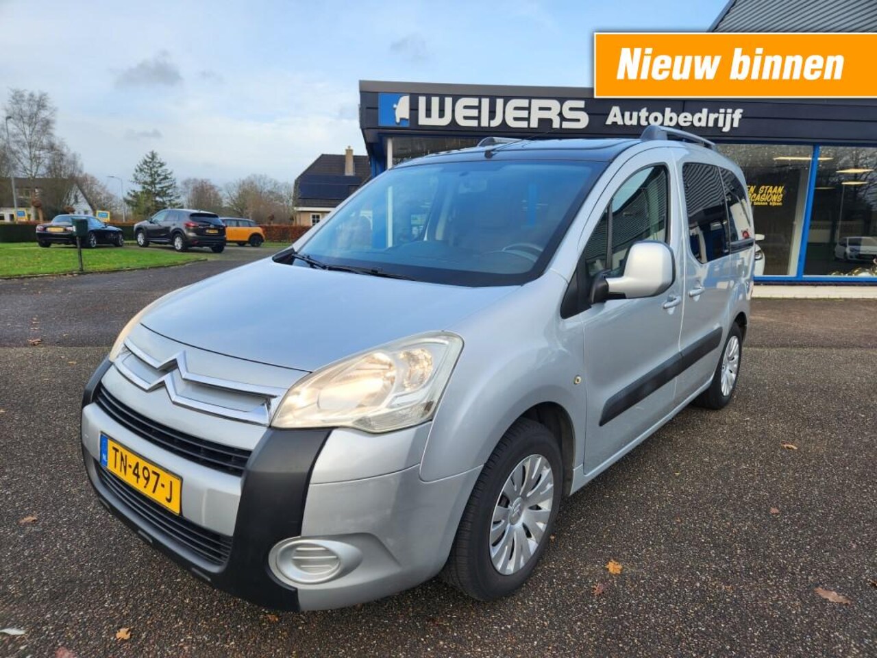 Citroën Berlingo - 1.6 Multispace panorama-daken, trekhaak, airco, 2 schuifdeuren - AutoWereld.nl
