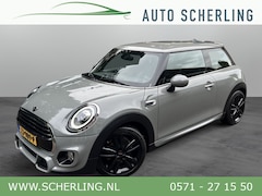 MINI John Cooper Works - 1.5 JCW Pack, Navi, Carplay, Sportstoelen, NL-auto
