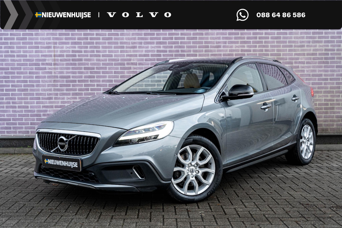 Volvo V40 Cross Country - T3 Polar+ Luxury | Navi | Cruise Control | Panoramadak | Harman Kardon Audio | Keyless | G - AutoWereld.nl