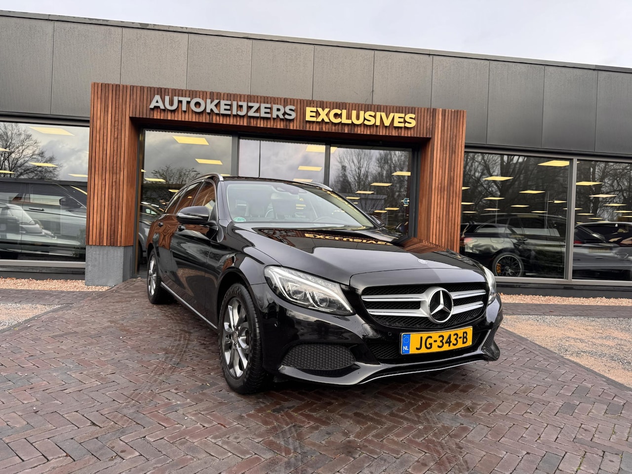 Mercedes-Benz C-klasse Estate - 180 Prestige Org NL/ NAP/ trekhaak/ leer/ camera - AutoWereld.nl