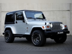 Jeep Wrangler - 4.0i Hardtop Sahara 4x4 2006