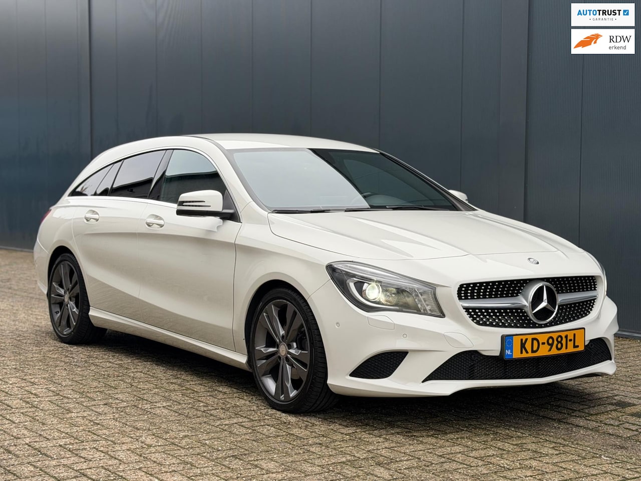 Mercedes-Benz CLA-klasse Shooting Brake - 180 AUT|Grote Navi|StoelVW|Camera|APK - AutoWereld.nl