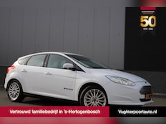 Ford Focus - Titanium 100% Electric 23kw/ Leder/Camera/LED/Cruise/17"
