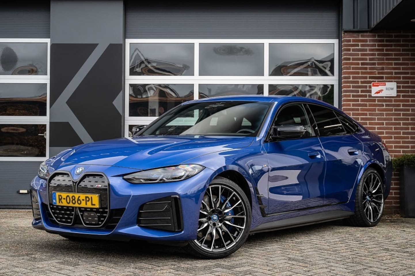 BMW i4 - M50 High Executive 84 kWh | M Sport Pro | H/K | Laser | M Seats | Memory | ACC | 360° Came - AutoWereld.nl