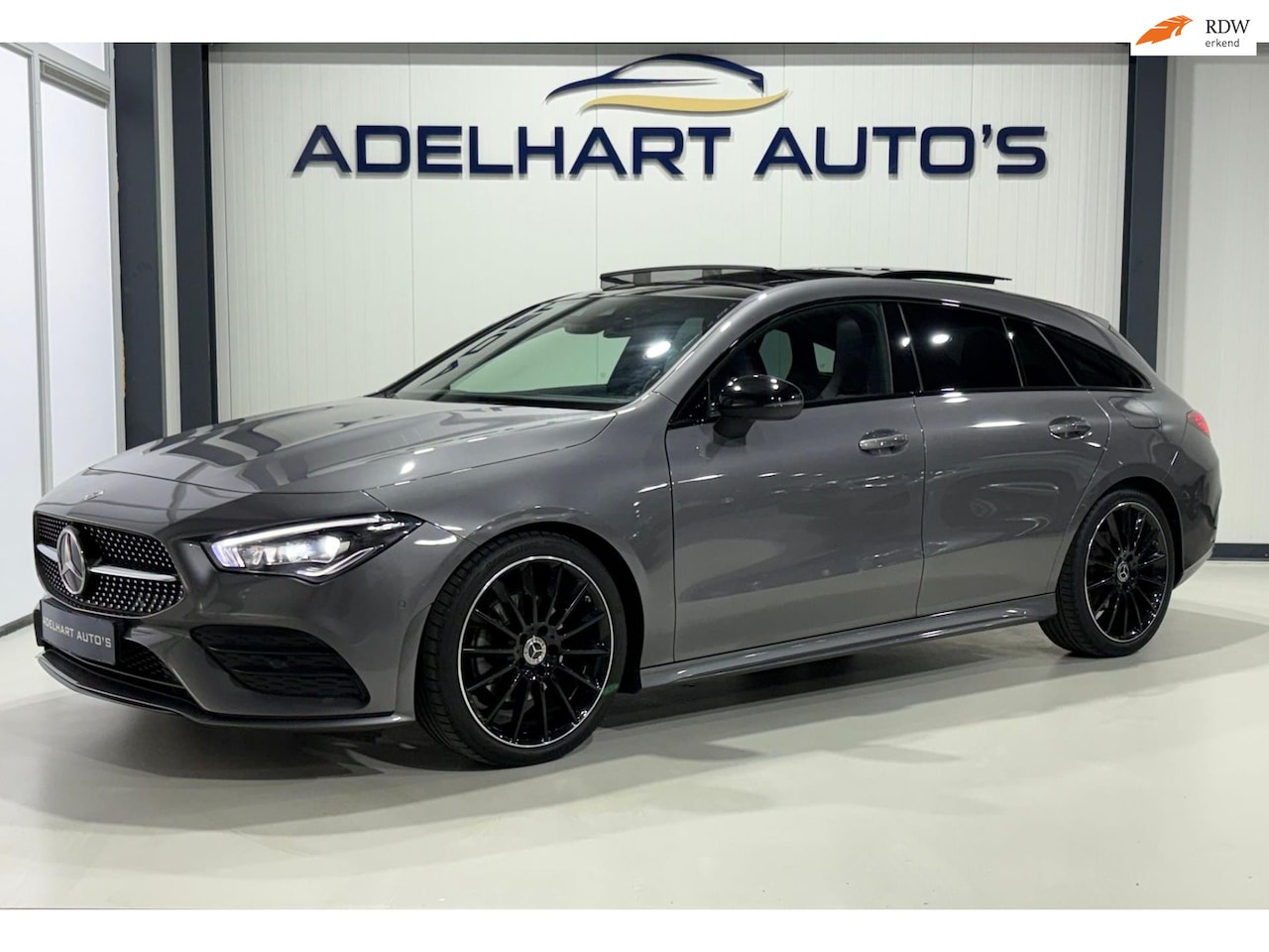Mercedes-Benz CLA-klasse Shooting Brake - 200 AMG Line Night Automaat / Panorama dak / Lederen interieur / Cruise control / climate - AutoWereld.nl