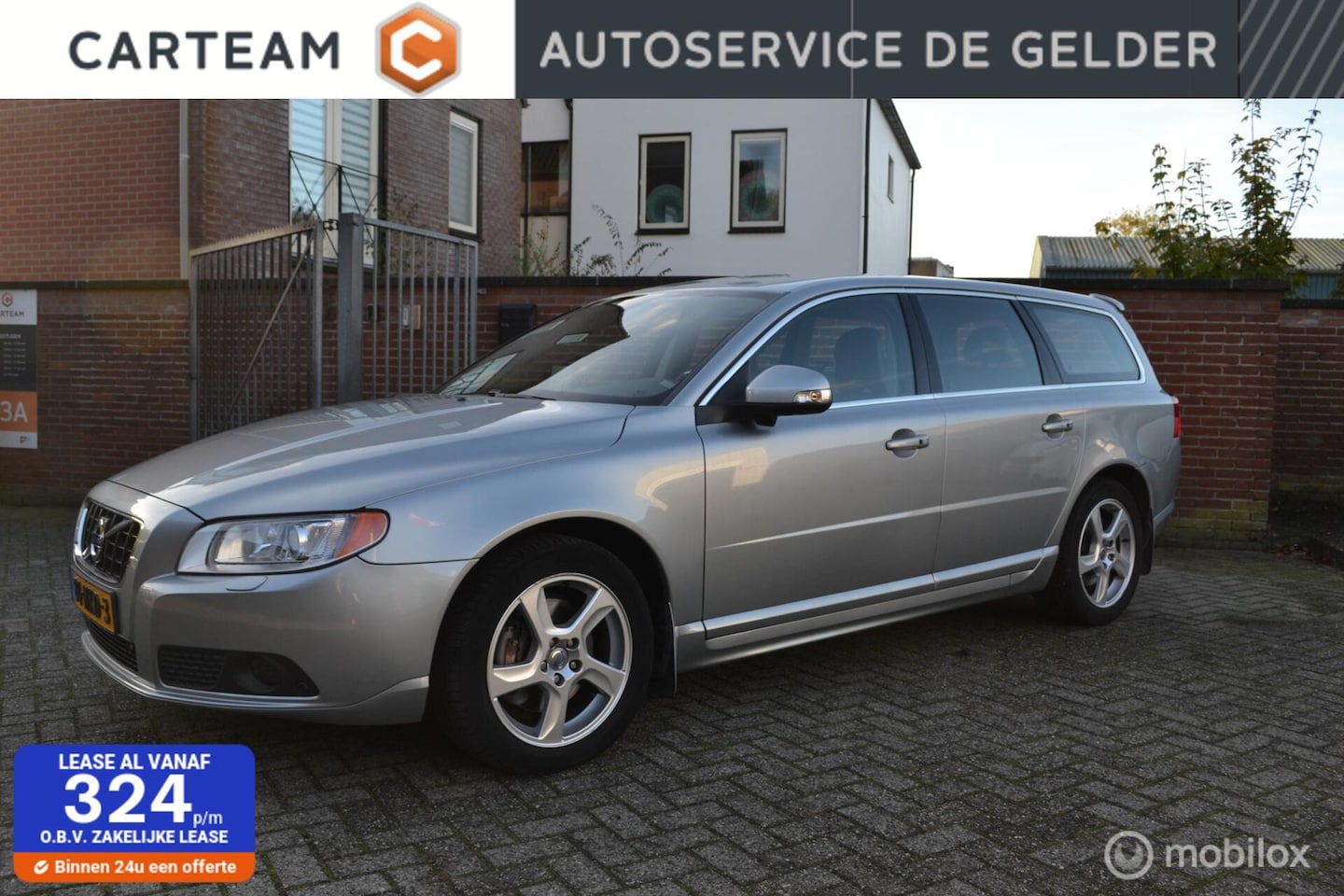 Volvo V70 - 3.2 Summum | Leer | BLIS | Xenon | Trekhaak | Keyless | Alarm |Youngtimer - AutoWereld.nl