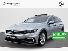 Volkswagen Passat Variant - 1.4 TSI PHEV GTE | Pano Dak | Leder | Trekhaak | 218 pk | SOH 92% |