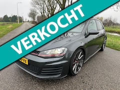 Volkswagen Golf - 2.0 TSI GTI|pano|verlaging set|DSG