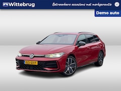 Volkswagen Passat Variant - 1.5 eTSI 150 PK DSG R-Line Edition / Vollederen R-Line Bekleding / Head Up Display / Harma