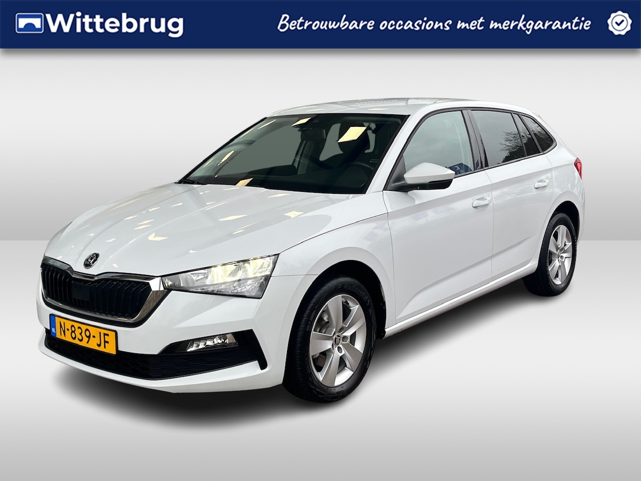 Skoda Scala - 1.0 TSI 110pk Ambition / Trekhaak / Smartlink / Airco / 16" LMV - AutoWereld.nl