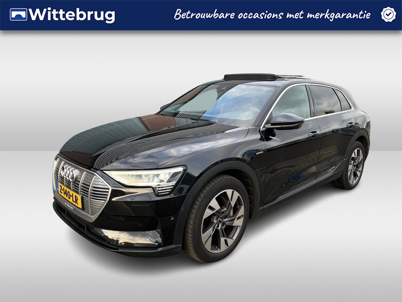 Audi e-tron - 50 quattro edition 71 kWh / AUTOMAAT/ PANO / LUCHTVERING/ SMARTPHONE INTERFACE/  ELEK. KLE - AutoWereld.nl