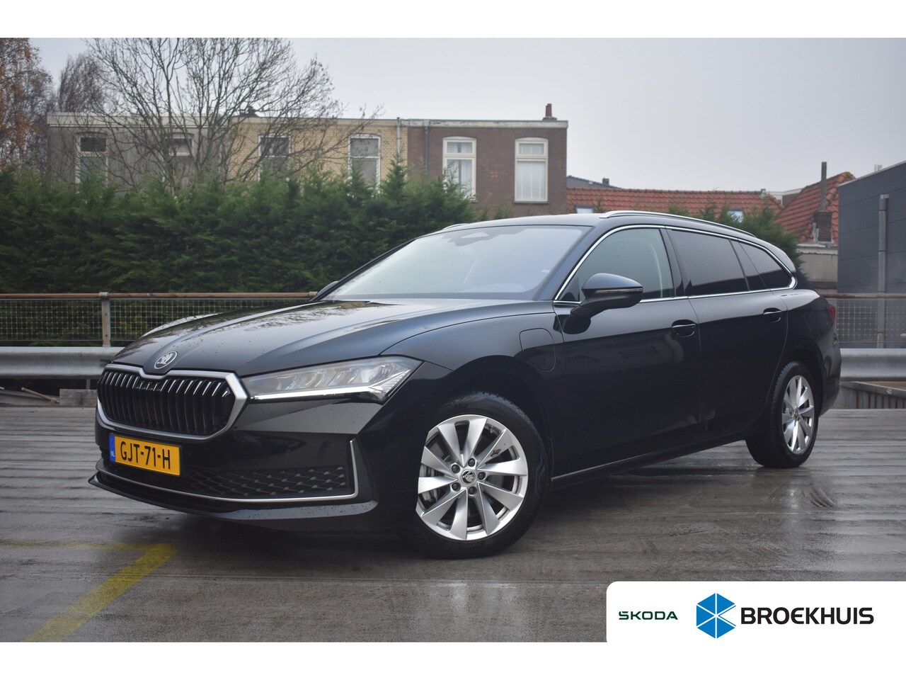 Skoda Superb Combi - 1.5 TSI 204PK iV First Edition | TREKHAK | STOELVERW. | NAVIGATIE | KEYLESS ENTREE | APP. - AutoWereld.nl