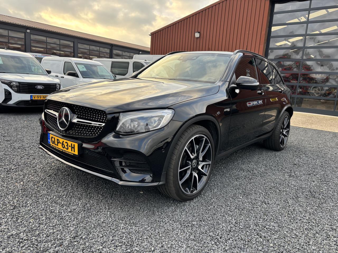 Mercedes-Benz GLC-klasse - AMG GLC 43 AMG 4MATIC PANORAMA ELEC TREKHAAK - AutoWereld.nl