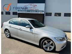 BMW 3-serie - 325i AUT CARPLAY CRUIS CALIMA NAVI INRUIL MOG