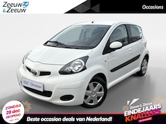 Toyota Aygo - 1.0-12V Comfort Navigator | Airco | Navigatie | nieuwe apk |