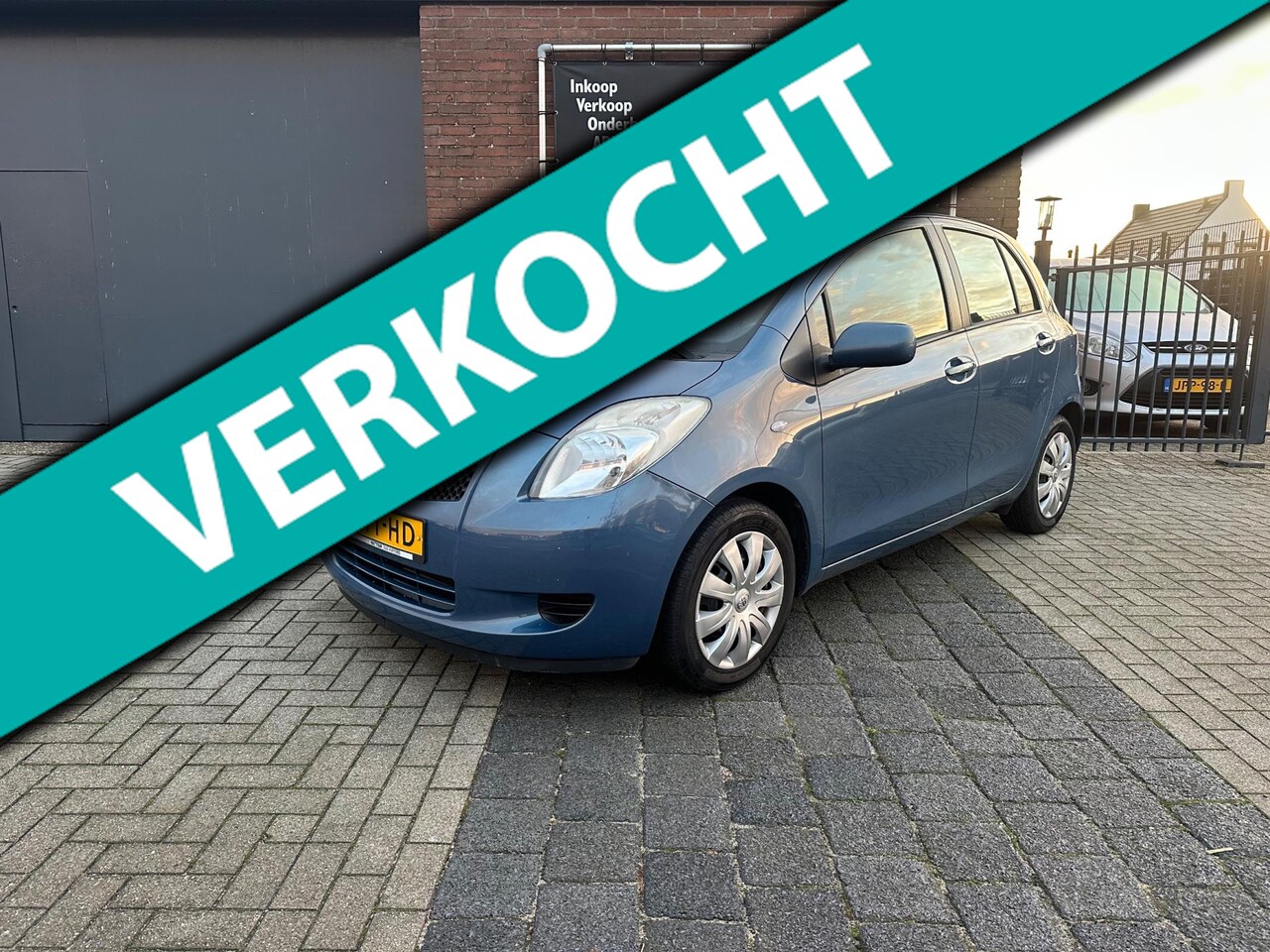 Toyota Yaris - 1.3 VVTi Sol Automaat Airco NAP - AutoWereld.nl