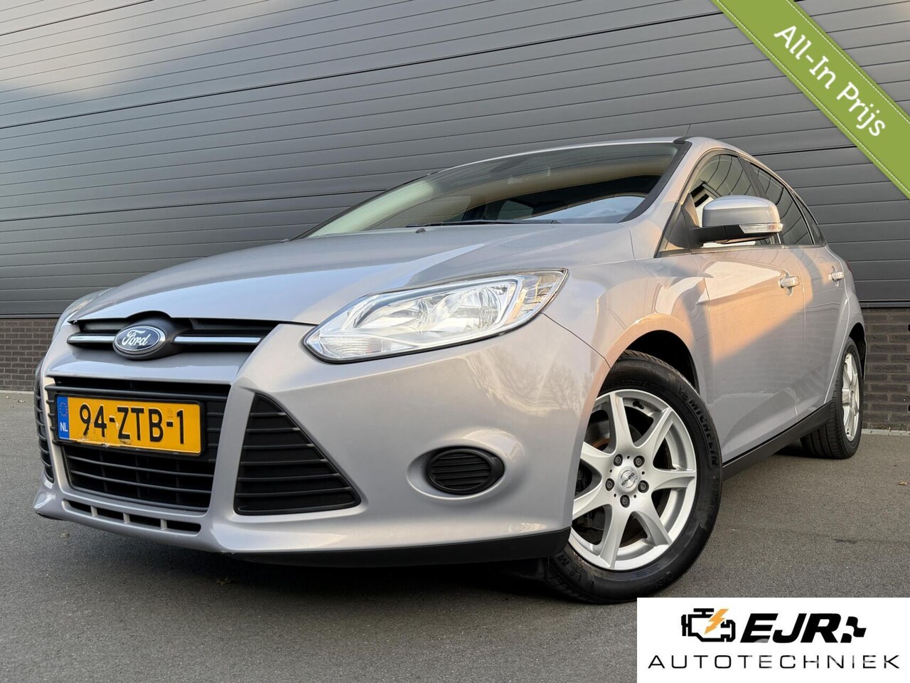 Ford Focus - 1.0 Turbo Titanium AIRCO*CRUISE*NAV*NAP*HAAK*PDC - AutoWereld.nl
