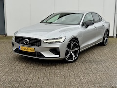 Volvo S60 - T6 AWD Twin Engine R-Design | ACC | Parkeercamera | Zwarte hemelbekleding | Trekhaak
