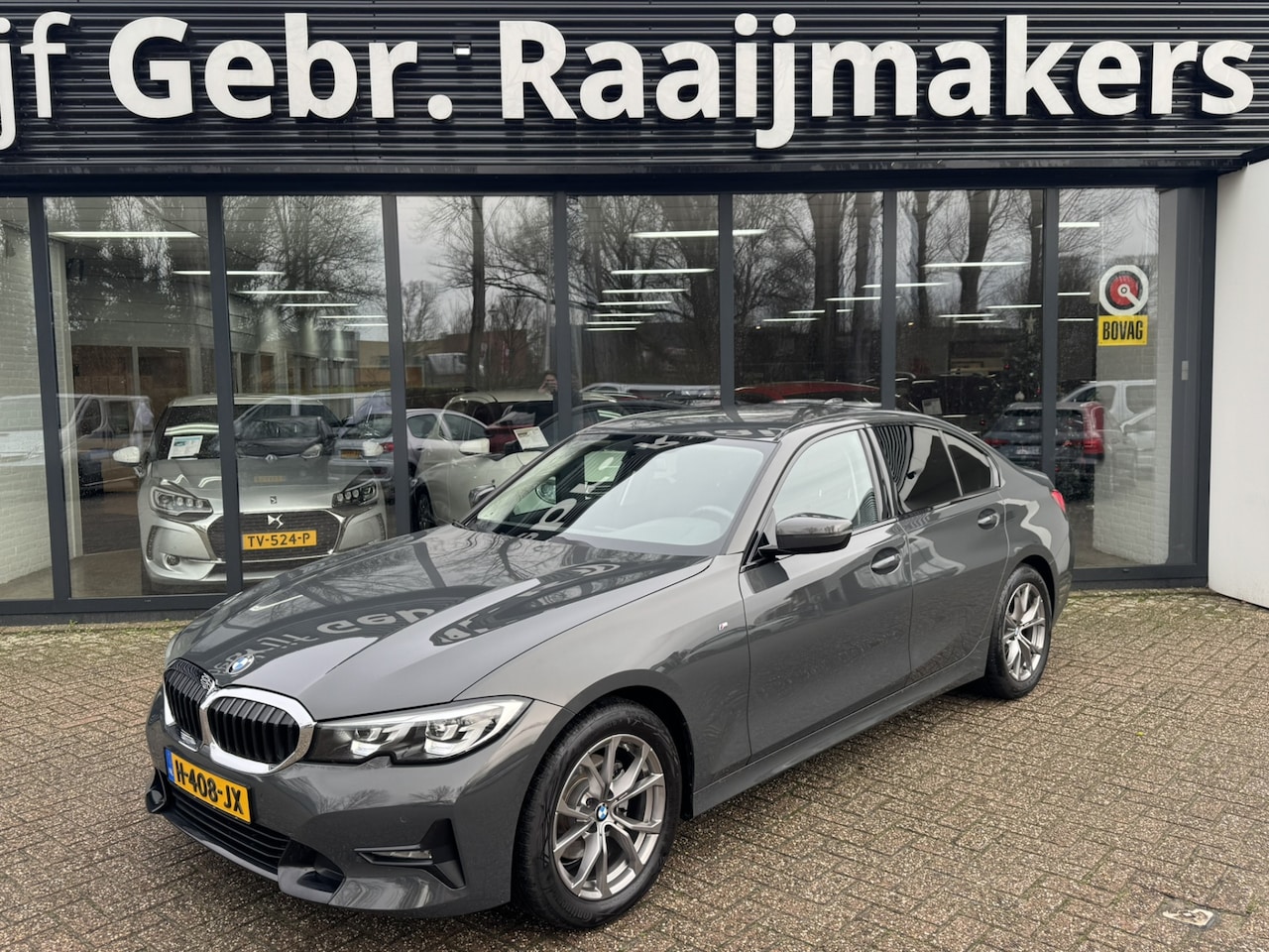 BMW 3-serie - 320i Automaat Executive Edition Sportline*LED*Navigatie* - AutoWereld.nl