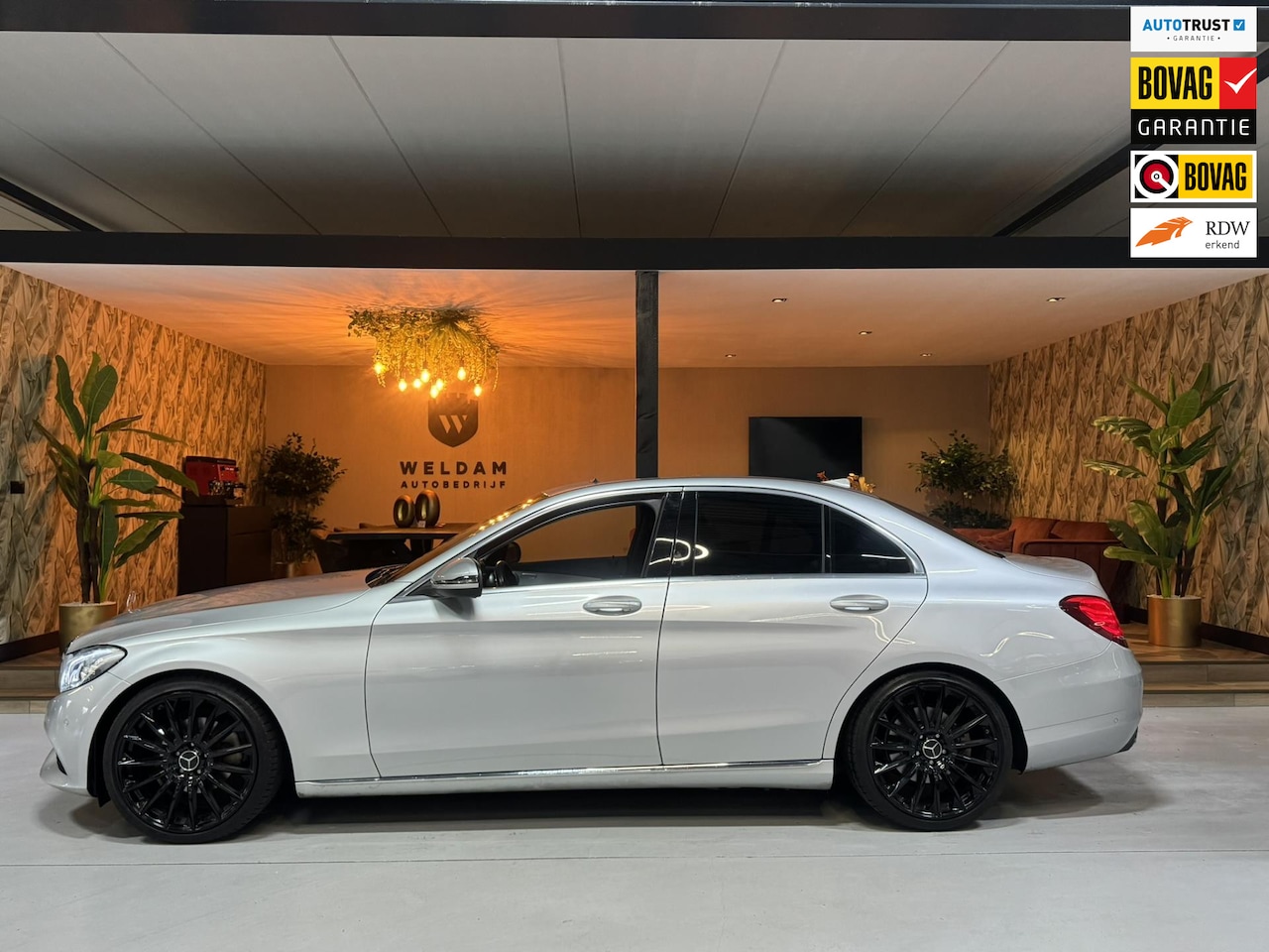 Mercedes-Benz C-klasse - 180 Prestige Garantie Schuifdak Camera Xenon Led Navigatie Cruise Rijklaar - AutoWereld.nl