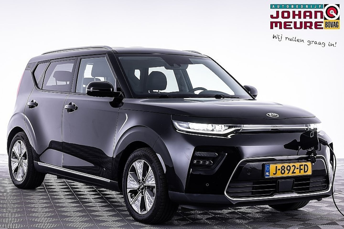 Kia e-Soul - ExecutiveLine 64 kWh | SOH 100% | NAVI | LEDER | Stoelventilatie - AutoWereld.nl
