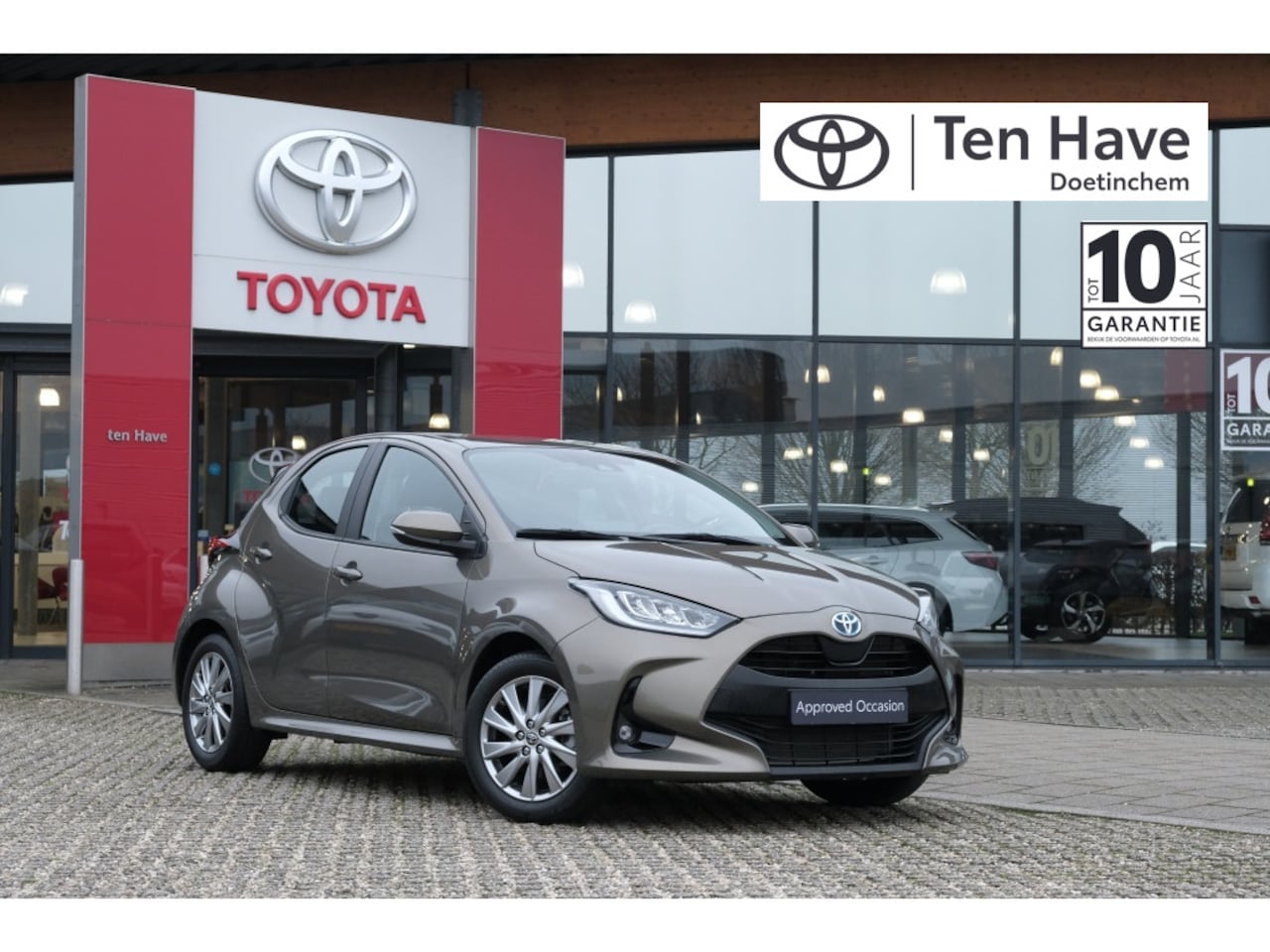 Toyota Yaris - 1.5 Hybrid 115 Dynamic Automaat | Winter pack | Apple CarPlay & - AutoWereld.nl