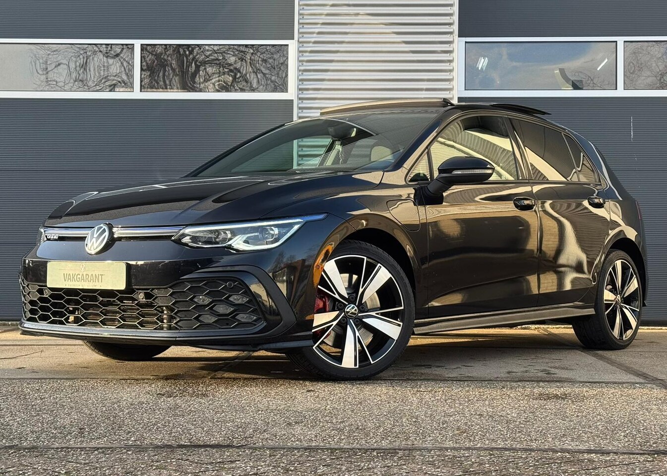 Volkswagen Golf - 1.4 eHybrid GTE |Pano |Sfeer |IQ Light |Stoel/Stuurverw. |Keyless |ACC - AutoWereld.nl