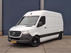 Mercedes-Benz Sprinter - 211 2.2 CDI L2H2 AUTOMAAT / TREKHAAK / NAVI / EURO 6 / CARPLAY