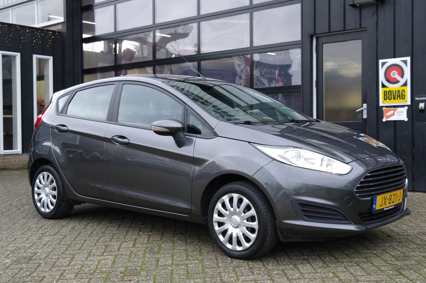 Ford Fiesta - 1.0 Style | Navi | Cruise | Dealer onderhouden - AutoWereld.nl