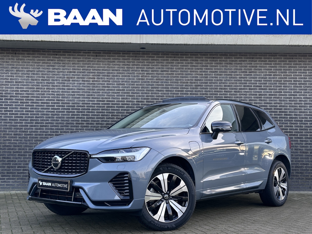 Volvo XC60 - 2.0 T8 Plug-in hybrid AWD Plus Dark | Panorama | Google Maps | Camera | Leder - AutoWereld.nl