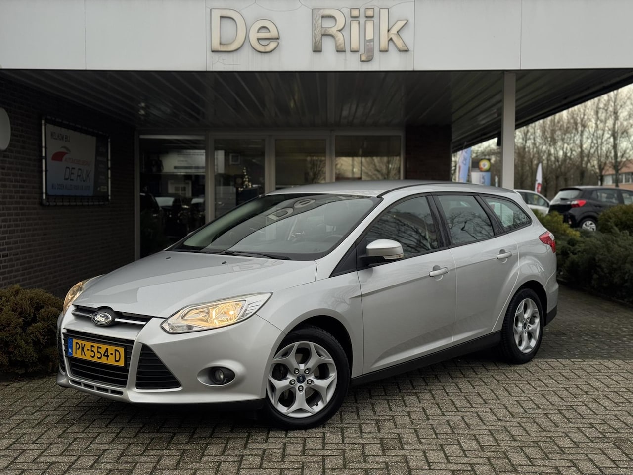 Ford Focus Wagon - 1.6 EcoBoost | Climate, Cruise, Bluetooth, Lichtmetalen Velgen, - AutoWereld.nl