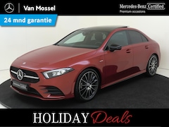 Mercedes-Benz A-klasse - 180 Premium Plus /Panoramadak /Burmester /19 Inch /Nightpakket