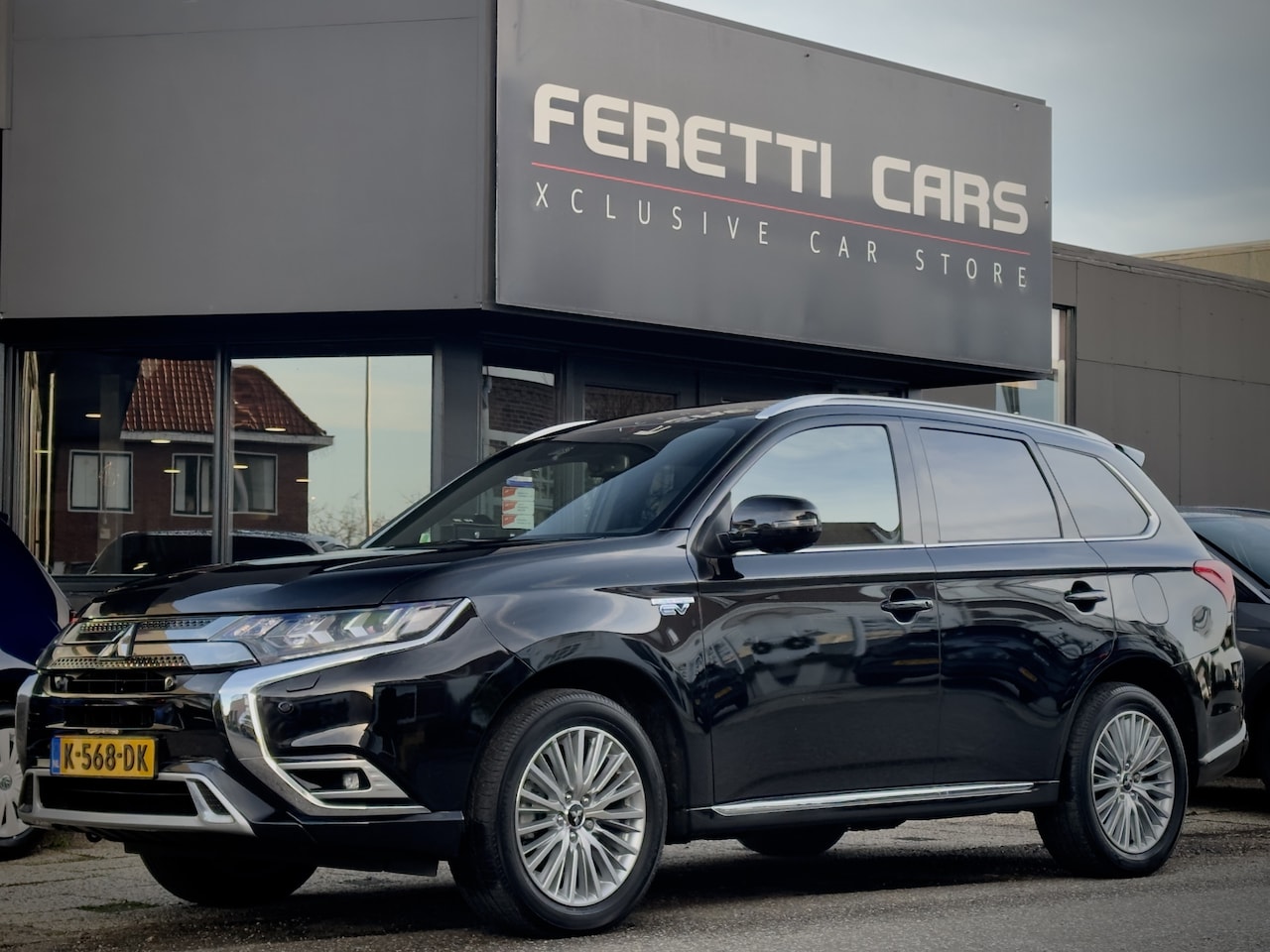 Mitsubishi Outlander - 2.4 PHEV INSTYLE PANODAK DESIGNO-LEDER NAVI CAMERA APPLE-CARPLAY LED LMV PDC - AutoWereld.nl