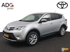 Toyota RAV4 - 2.0 Executive Business 4WD | Trekhaak 2000 KG Trekvermogen | Lederen Bekleding | Navigatie