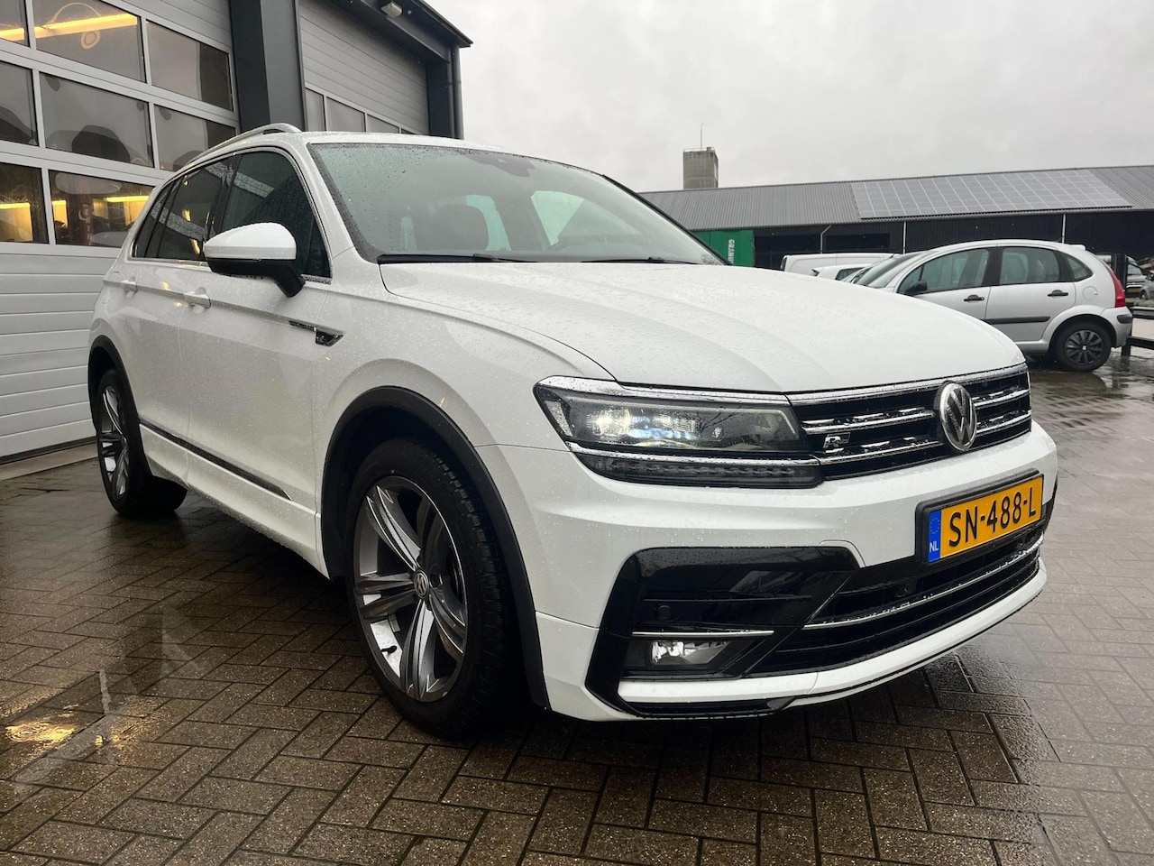 Volkswagen Tiguan - 1.4 TSI Highline Business R 1.4 TSI Highline Business R - AutoWereld.nl