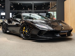 Ferrari F8 Tributo - 2de Kerstdag Geopend Carbon Seats Tricolor Camera F8 Tributo 3.9 V8 HELE
