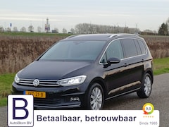 Volkswagen Touran - 1.4 TSI Highline /Pano/Trekh./Navi/Carplay/Camera/Cruise/